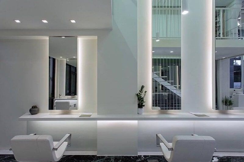 Επιπλώσεις Καταστημάτων
