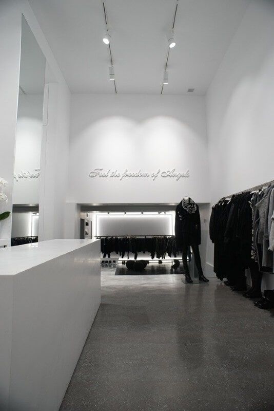 Επιπλώσεις Καταστημάτων
