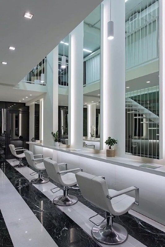 Επιπλώσεις Καταστημάτων
