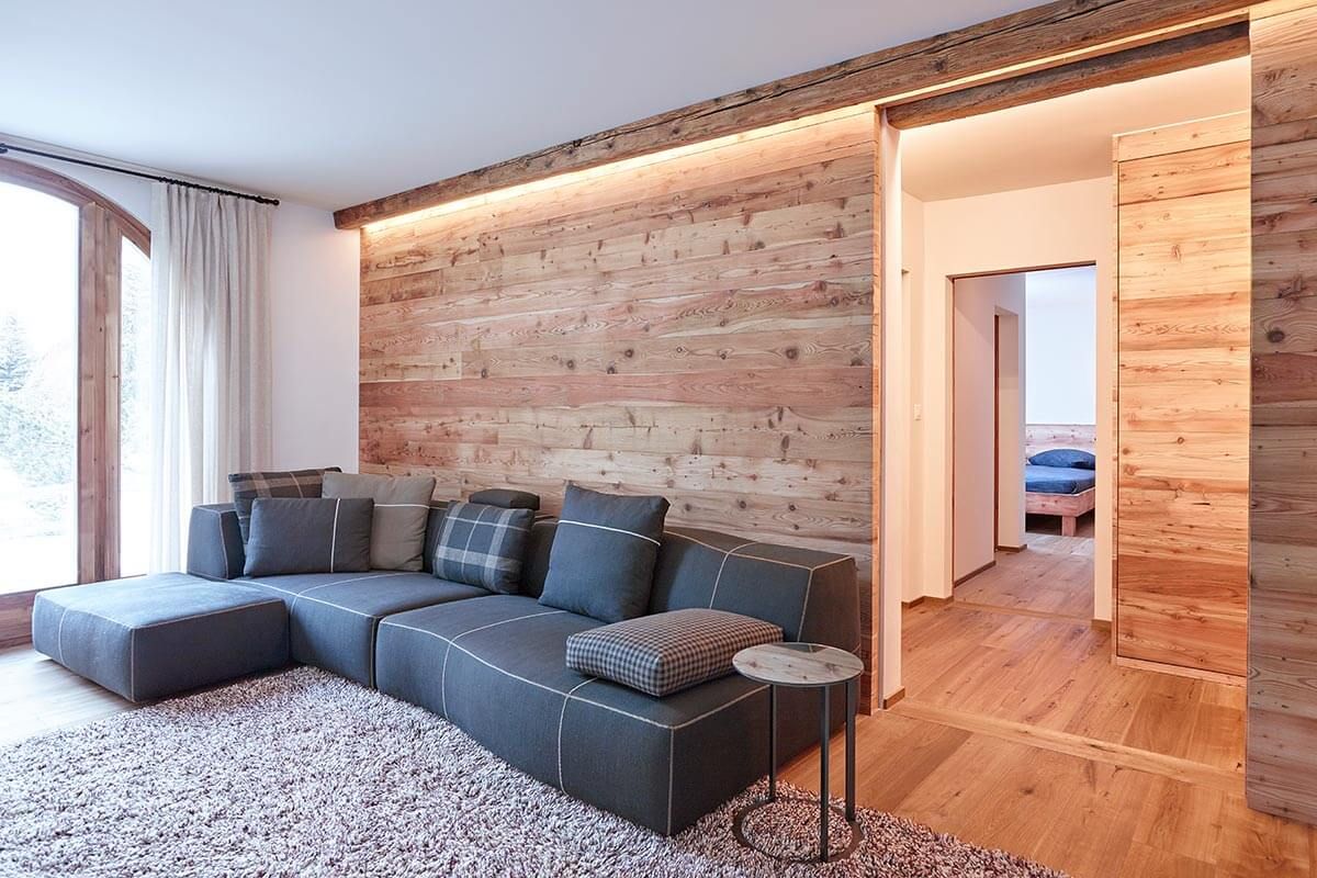 casa con pareti e arredi in legno - Bruno Clalüna