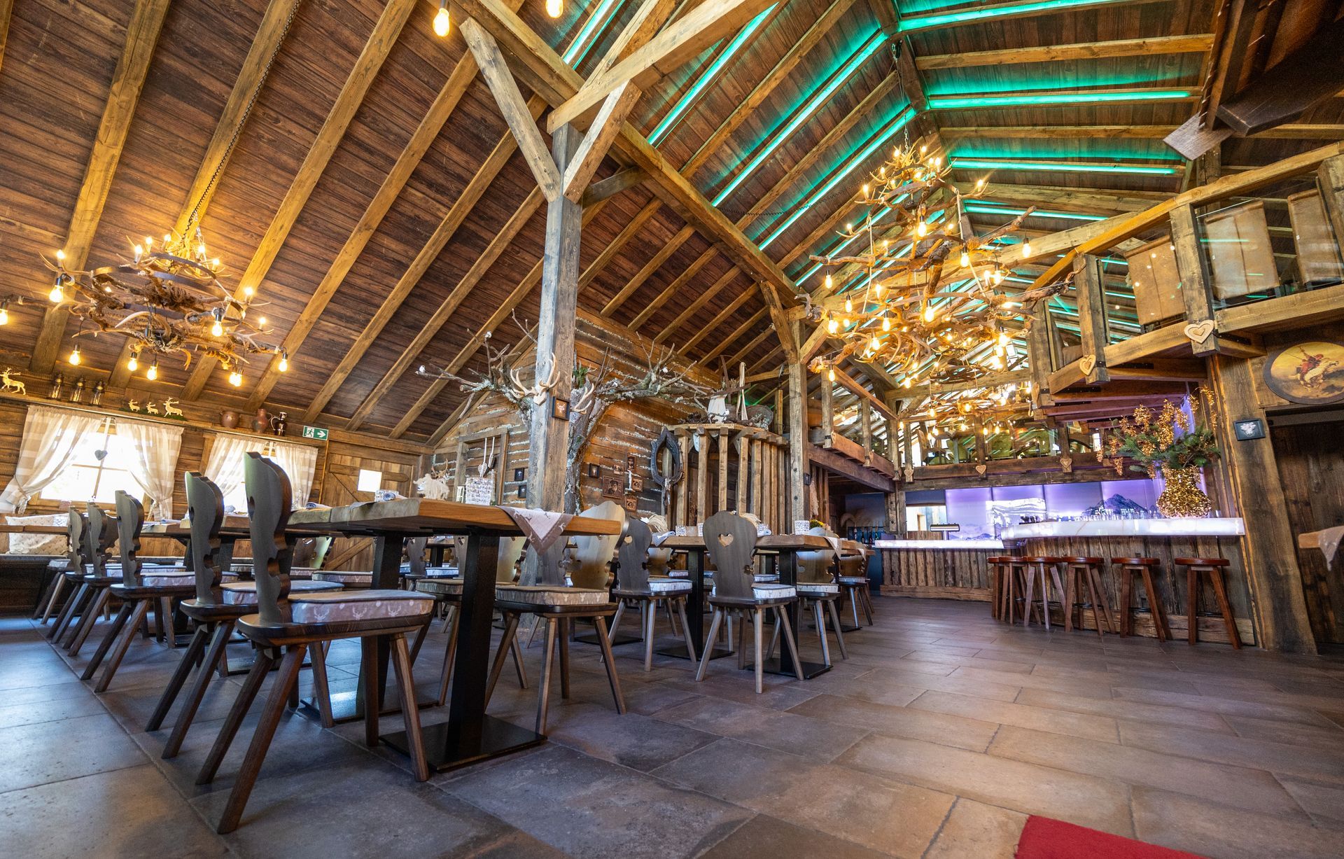 Grenz Alm - Restaurant