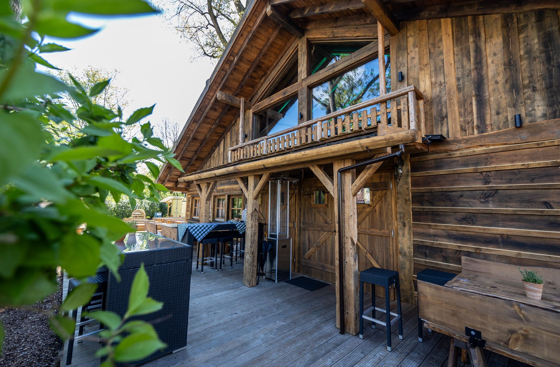 Grenz Alm - Außenbereich des Restaurants