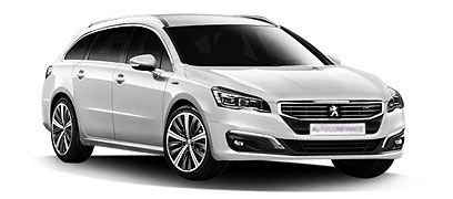 Peugeot 508 SW break blanche à jantes noires, vue de trois quarts avant.
