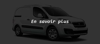 Fourgonnette Peugeot Partner blanche avec la mention En savoir plus.