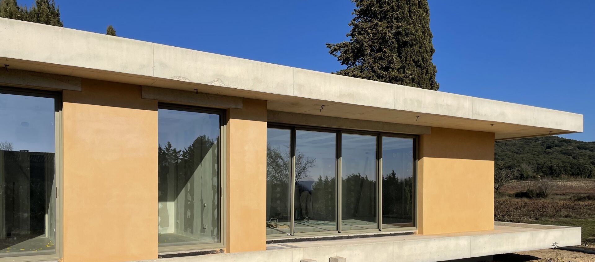 Castillon mur orange