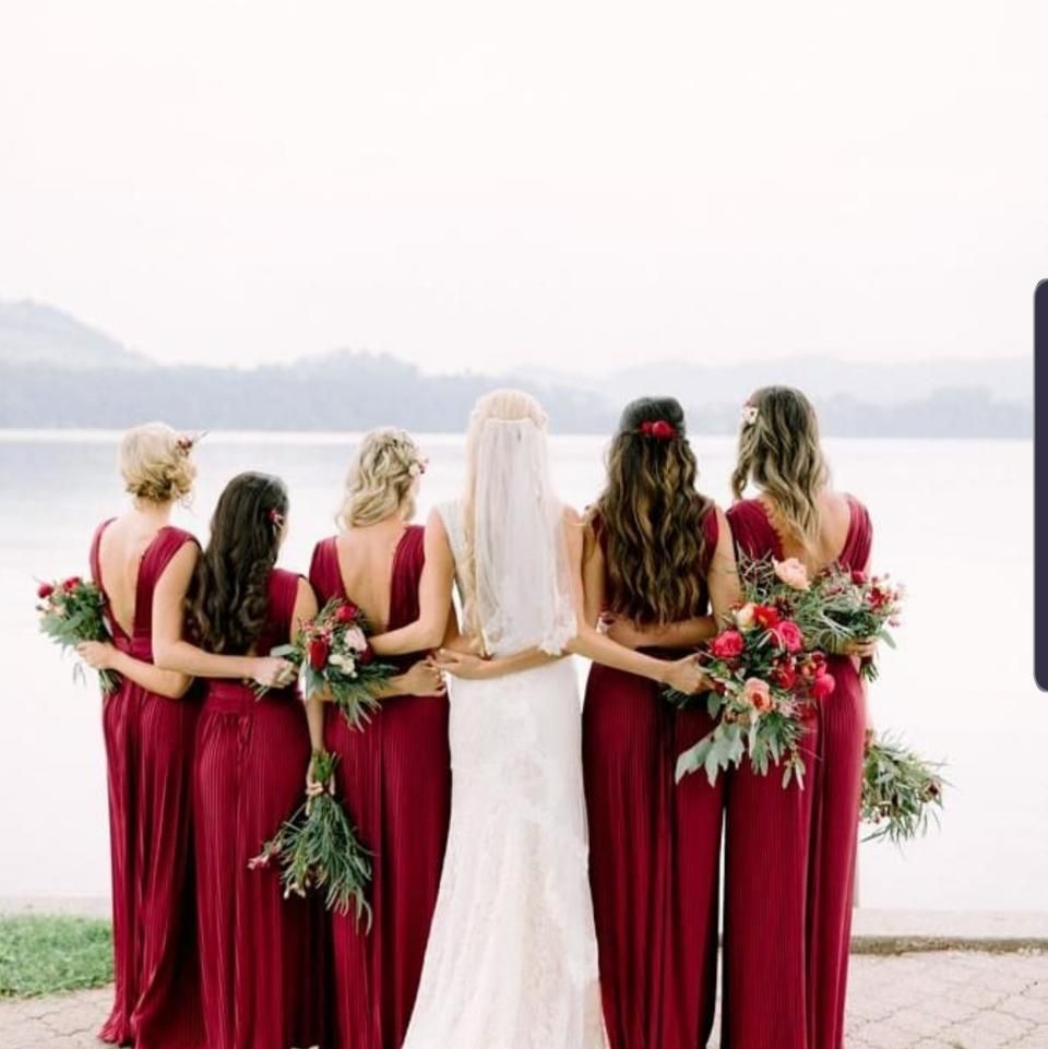 mariée et demoiselles d'honneur