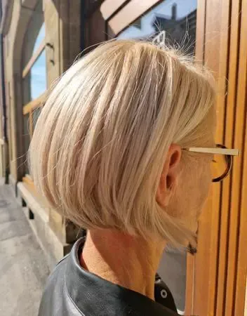 coiffure carré blond