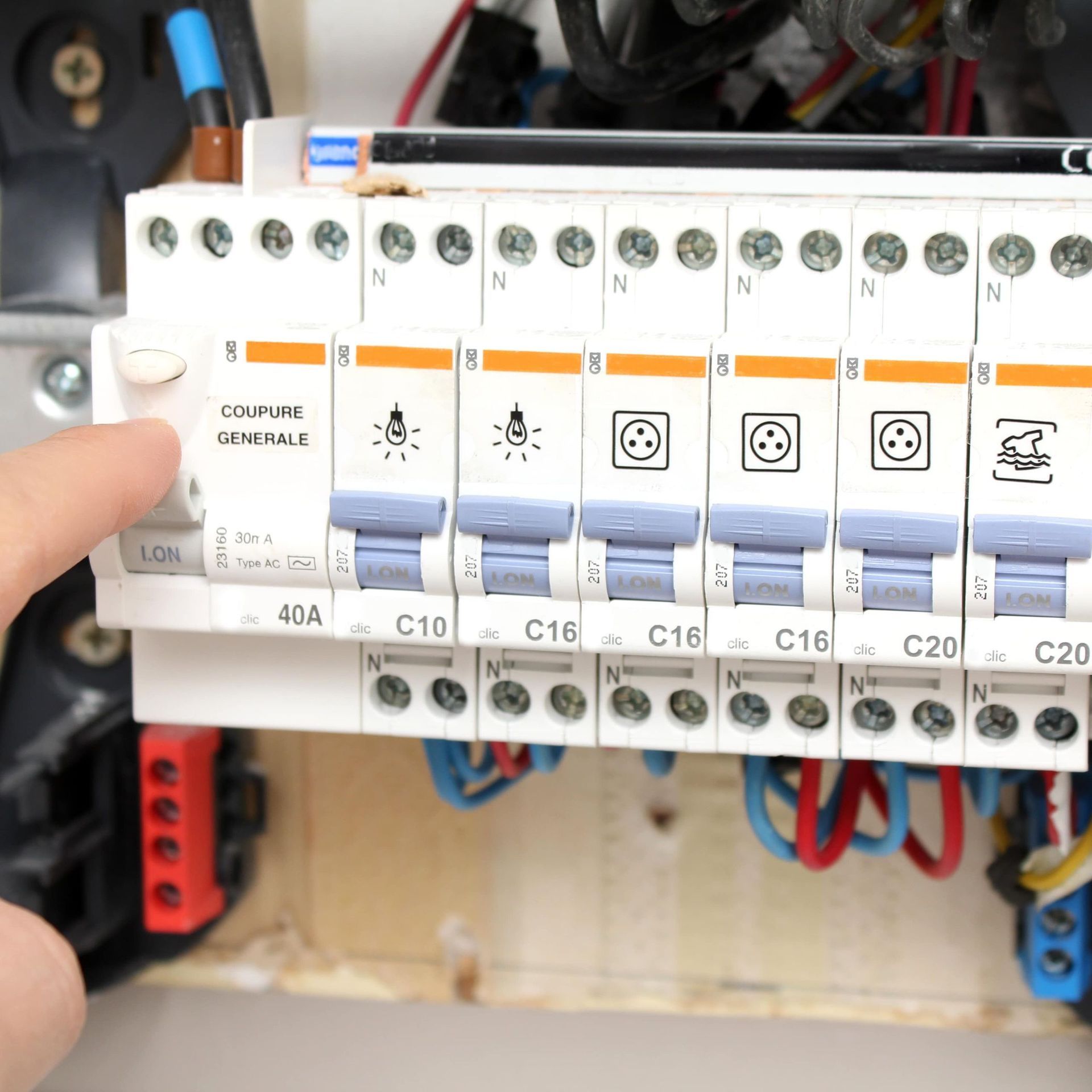 AA Elec-contrôle Sàrl - Ecublens