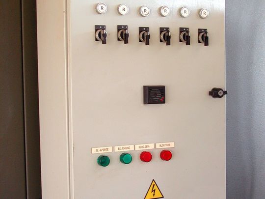 AA Elec-contrôle Sàrl - Ecublens
