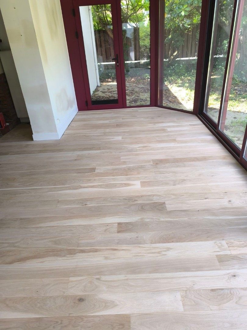 Parquet clair dans une véranda