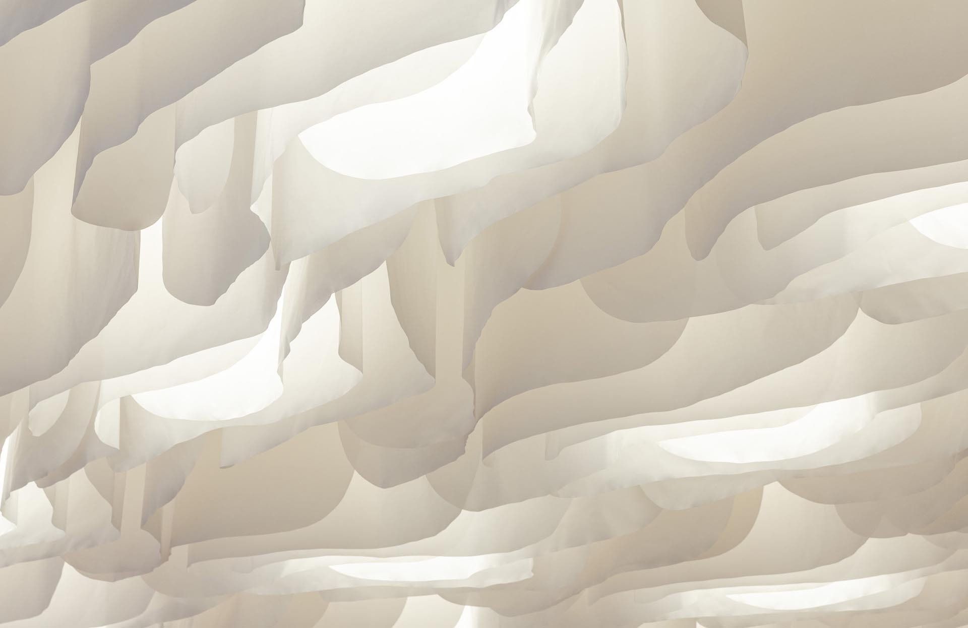 Valaistussuunnittelu - revontuliaiheinen valokatto