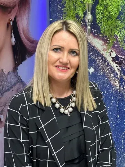 Friseurin Anna Geschäftsführerin