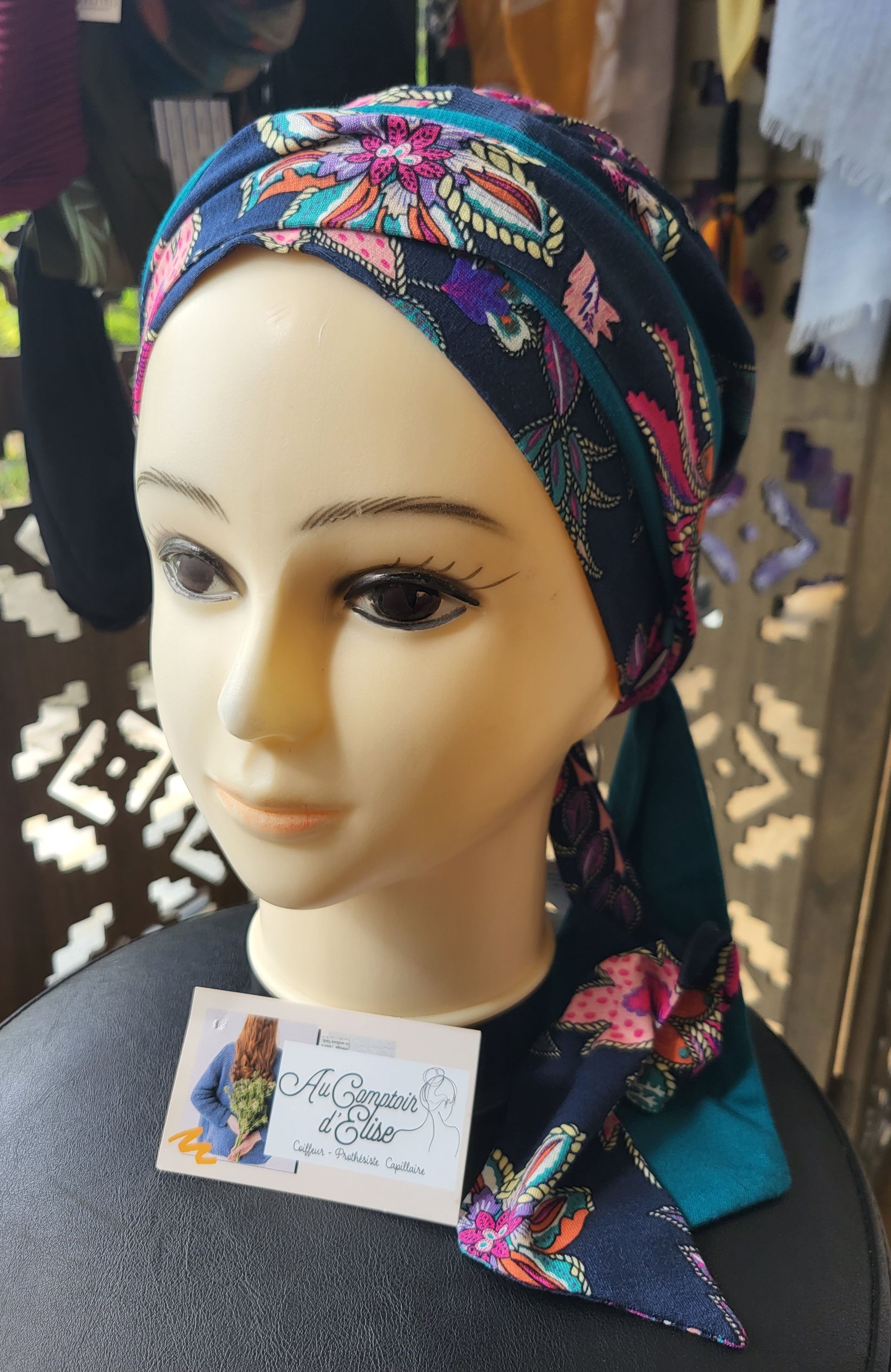 Turban à motifs fleurs