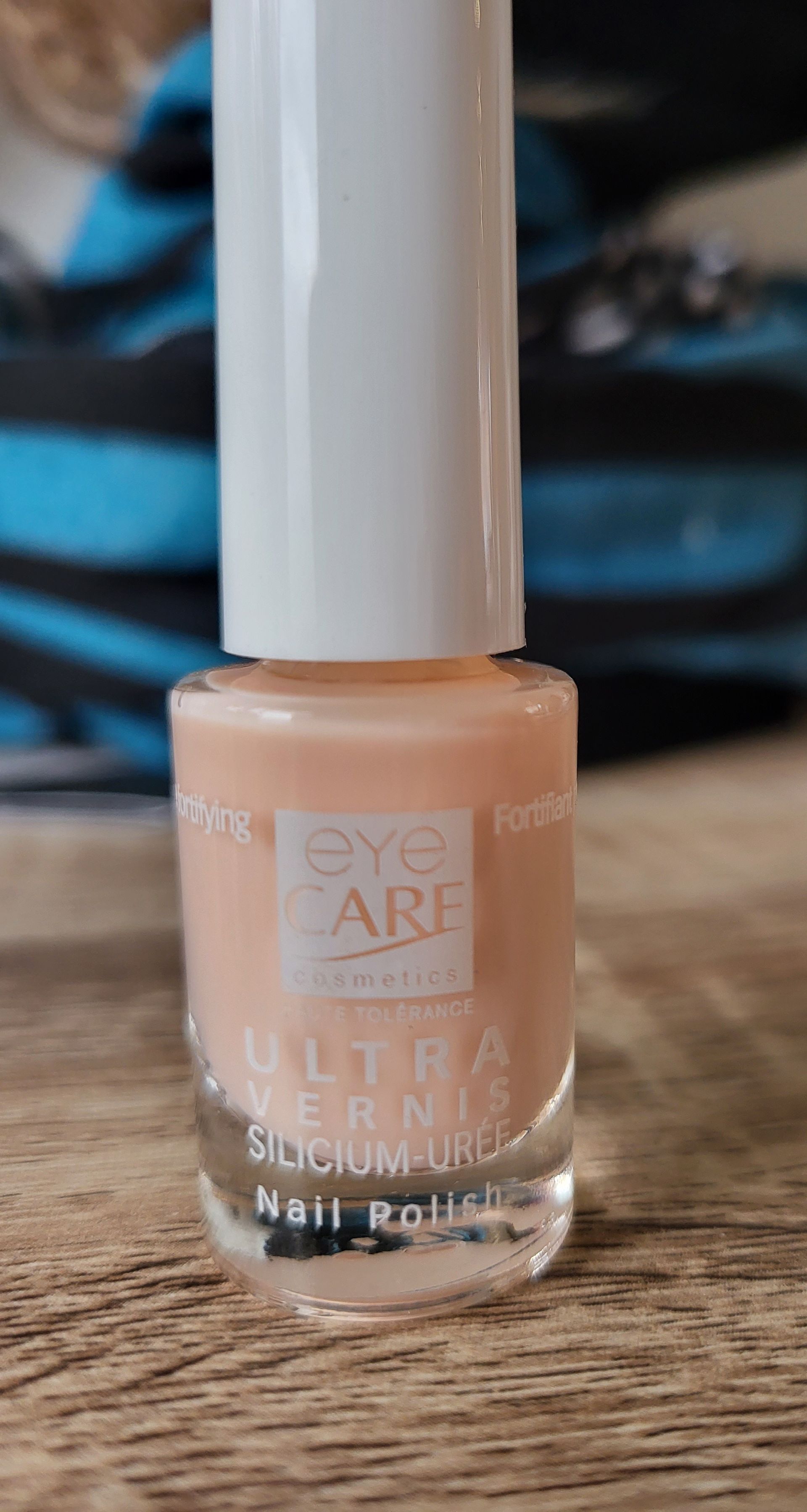Vernis à ongle beige Eyecare Cosmetics