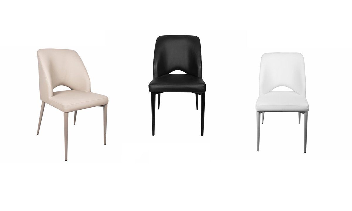 Trois chaises : une beige, une noire et une blanche