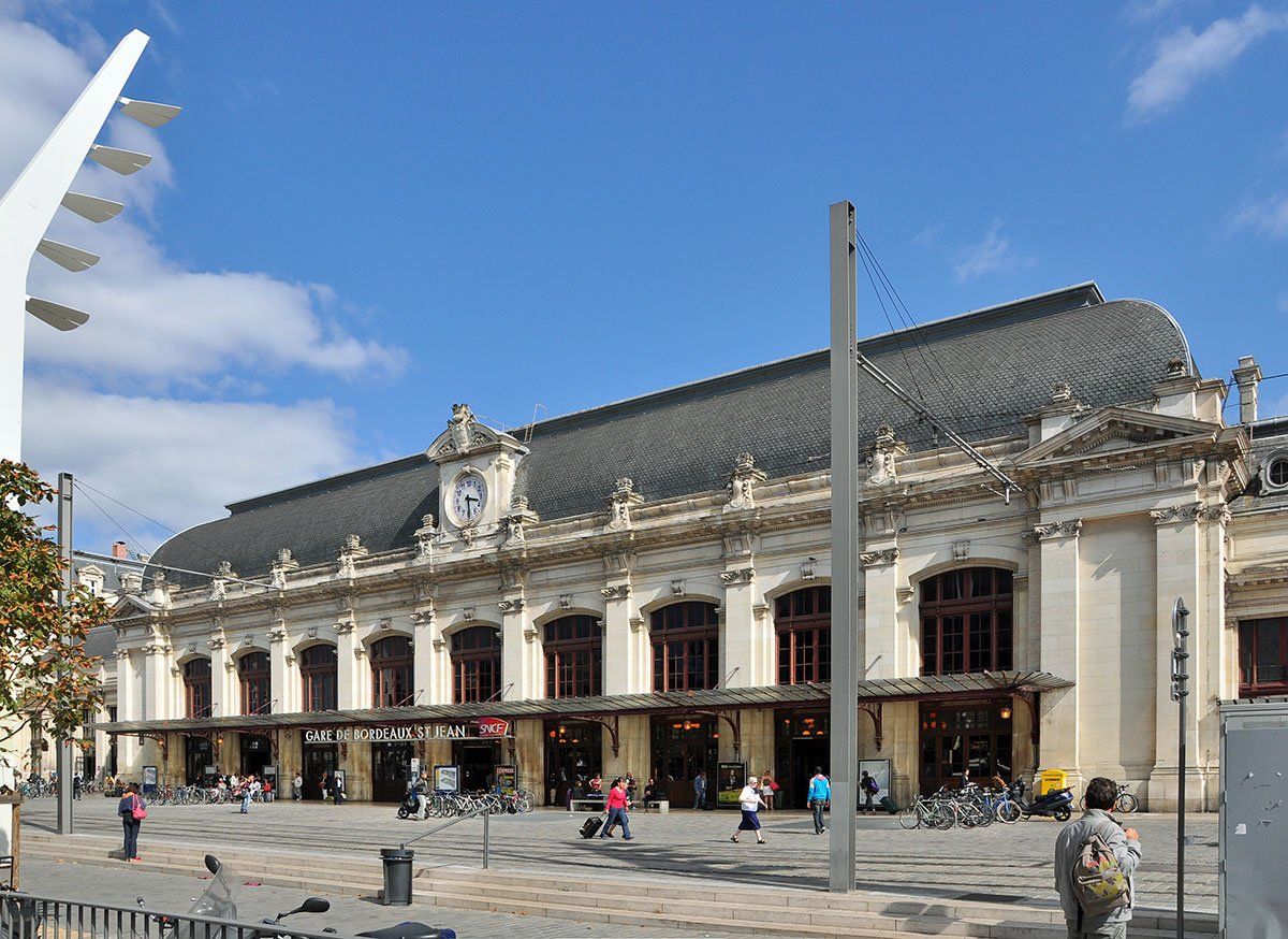 Gare de Bordeaux Saint-Jean en façade