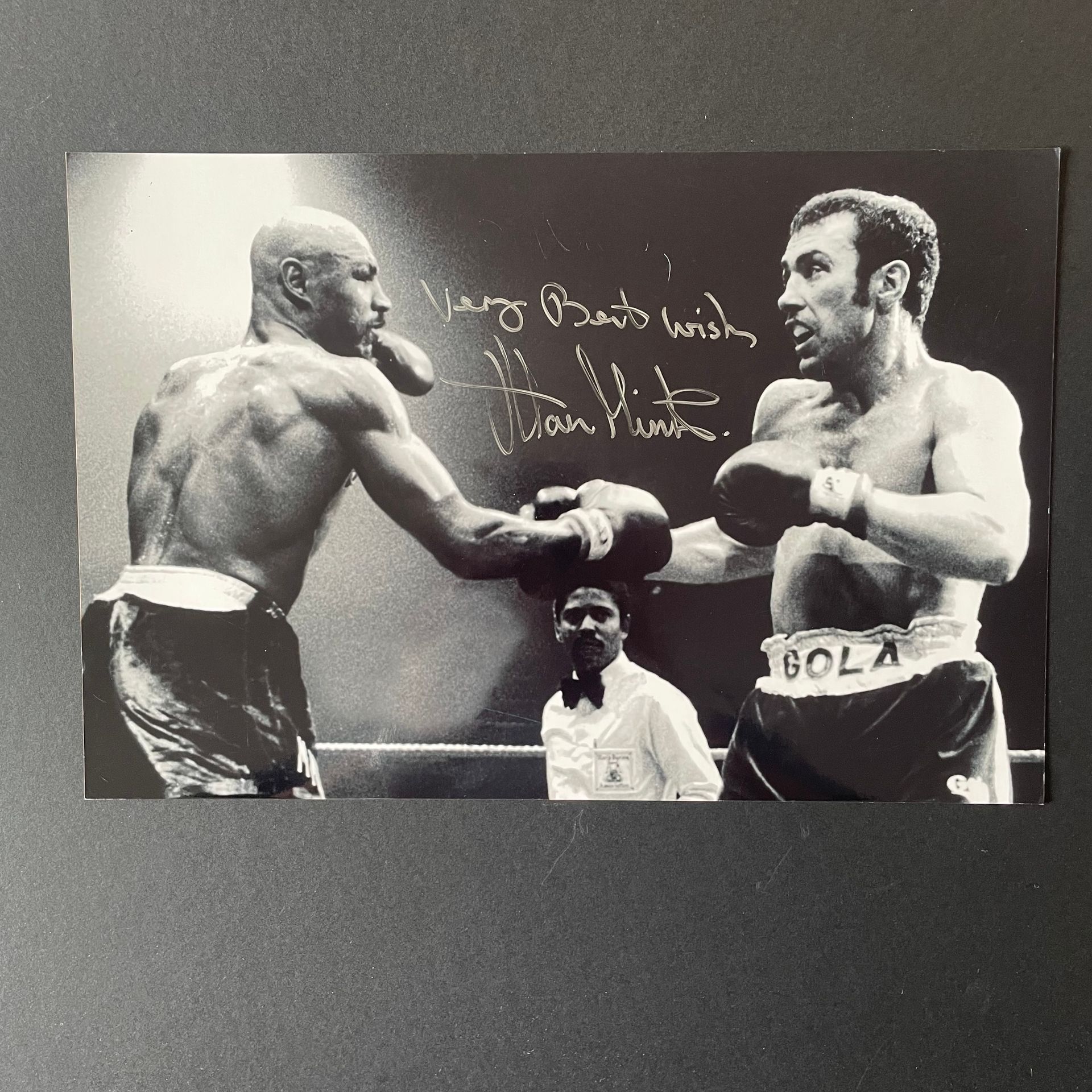 Alan Minter Signed Photo vs Marvin Hagler