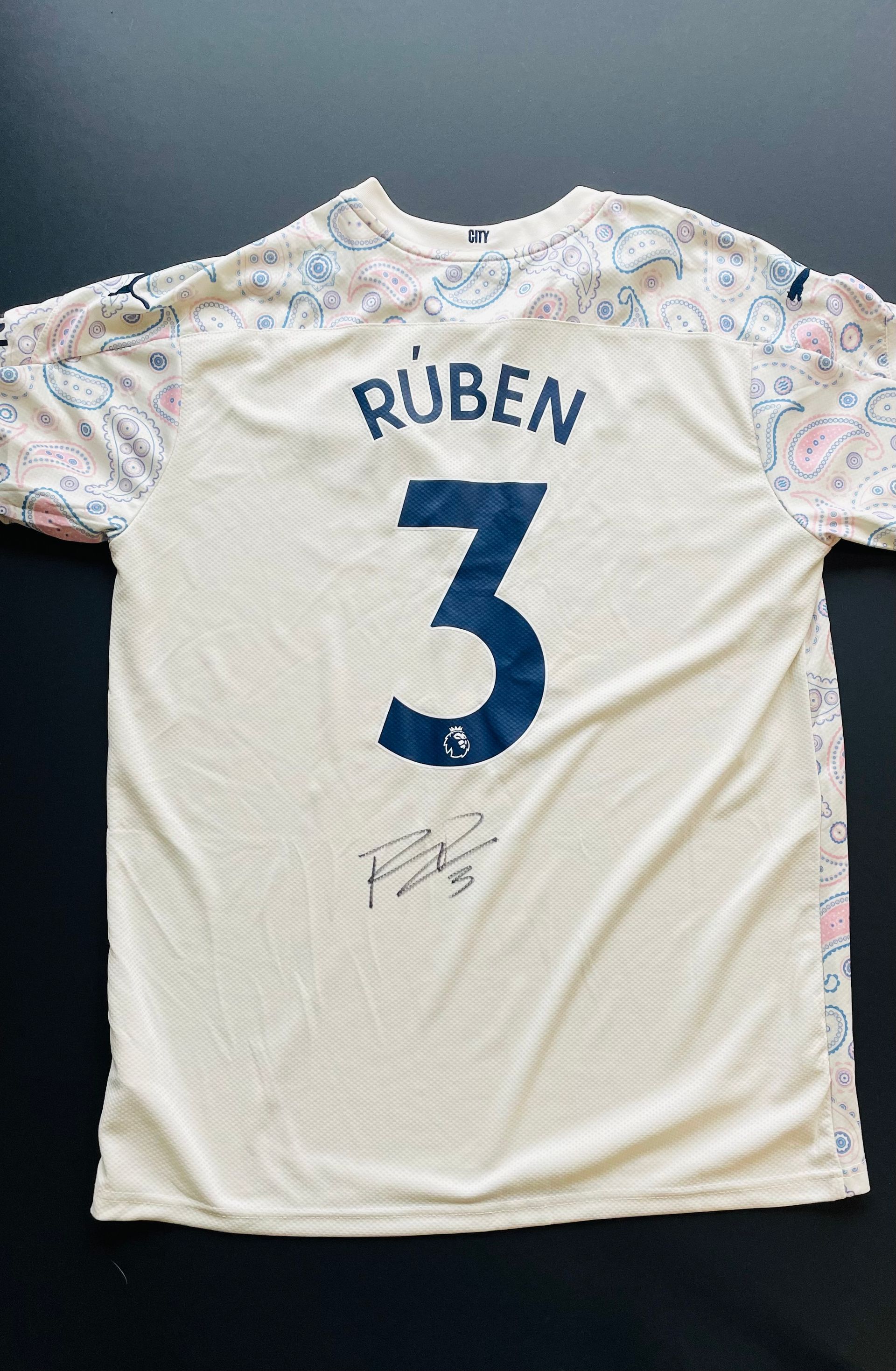 Ruben Díaz Signed Replica Shirt (Unframed)