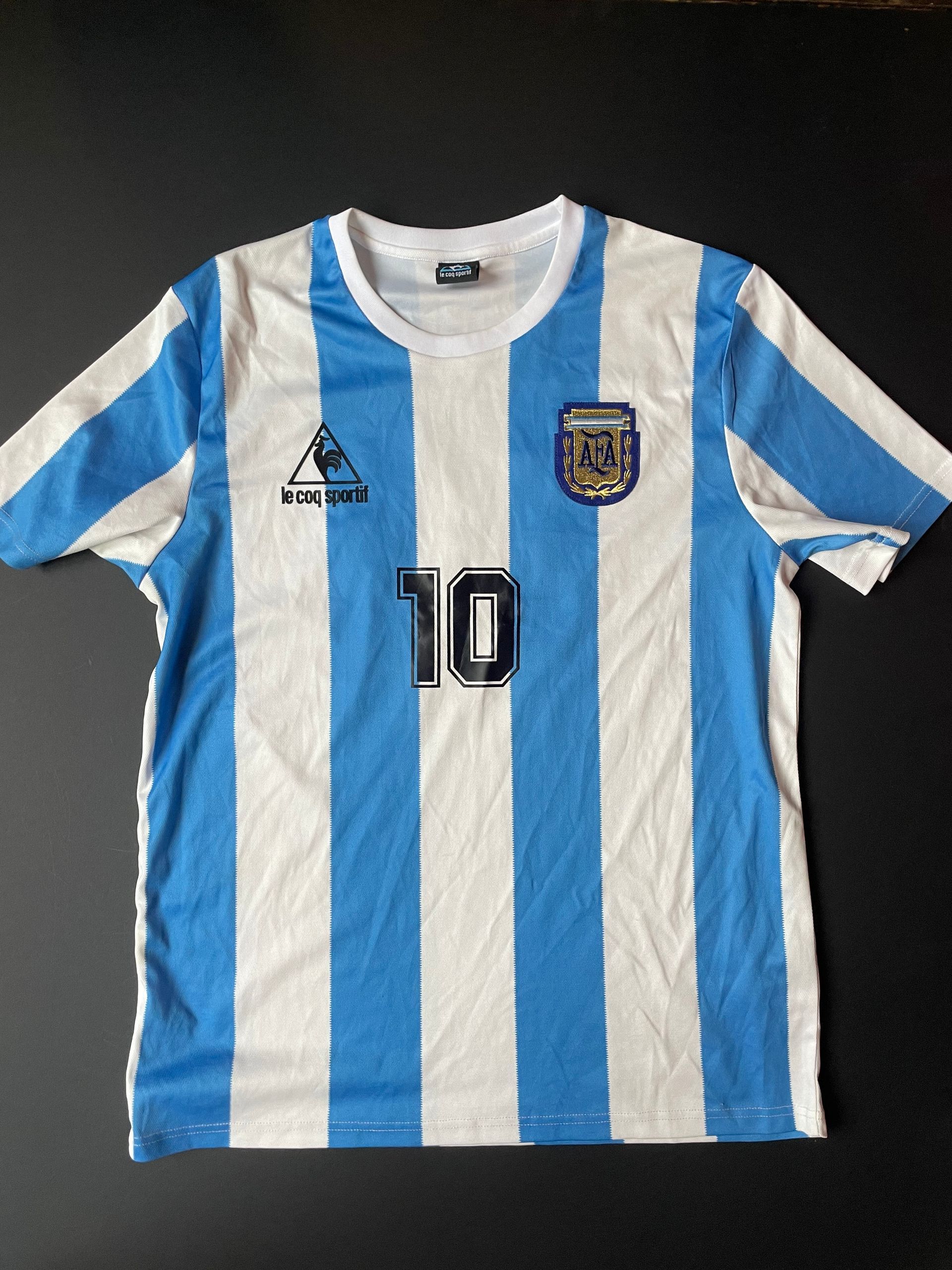 Maradona Shirt Signed by Sergio Aguero