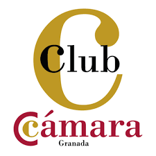 Logotipo del Club Cámara Granada con letras doradas, negras y burdeos sobre fondo blanco.