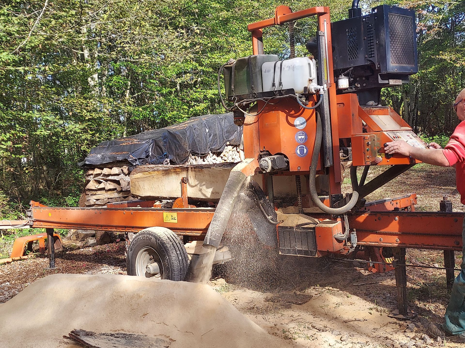 Scieuse mobile vue de derrière