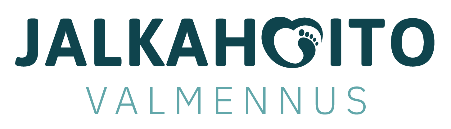 Jalkahoito Valmennus -logo, jossa on sinivihreä teksti ja jalkakuvake sanamerkissä