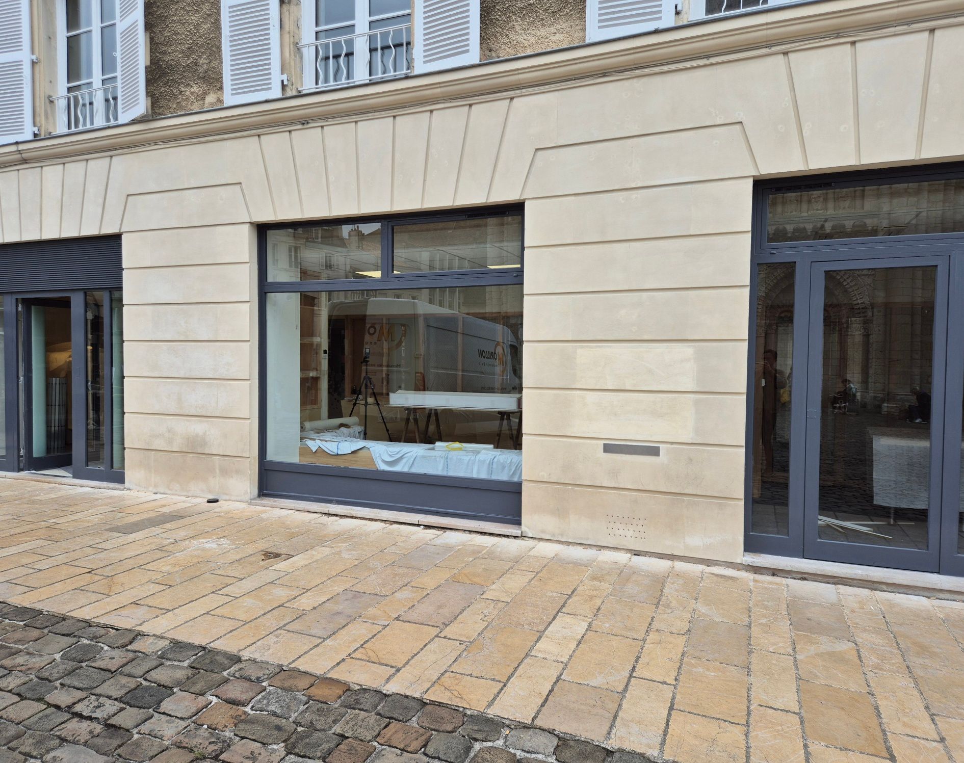 Vitrine de magasin après lavage