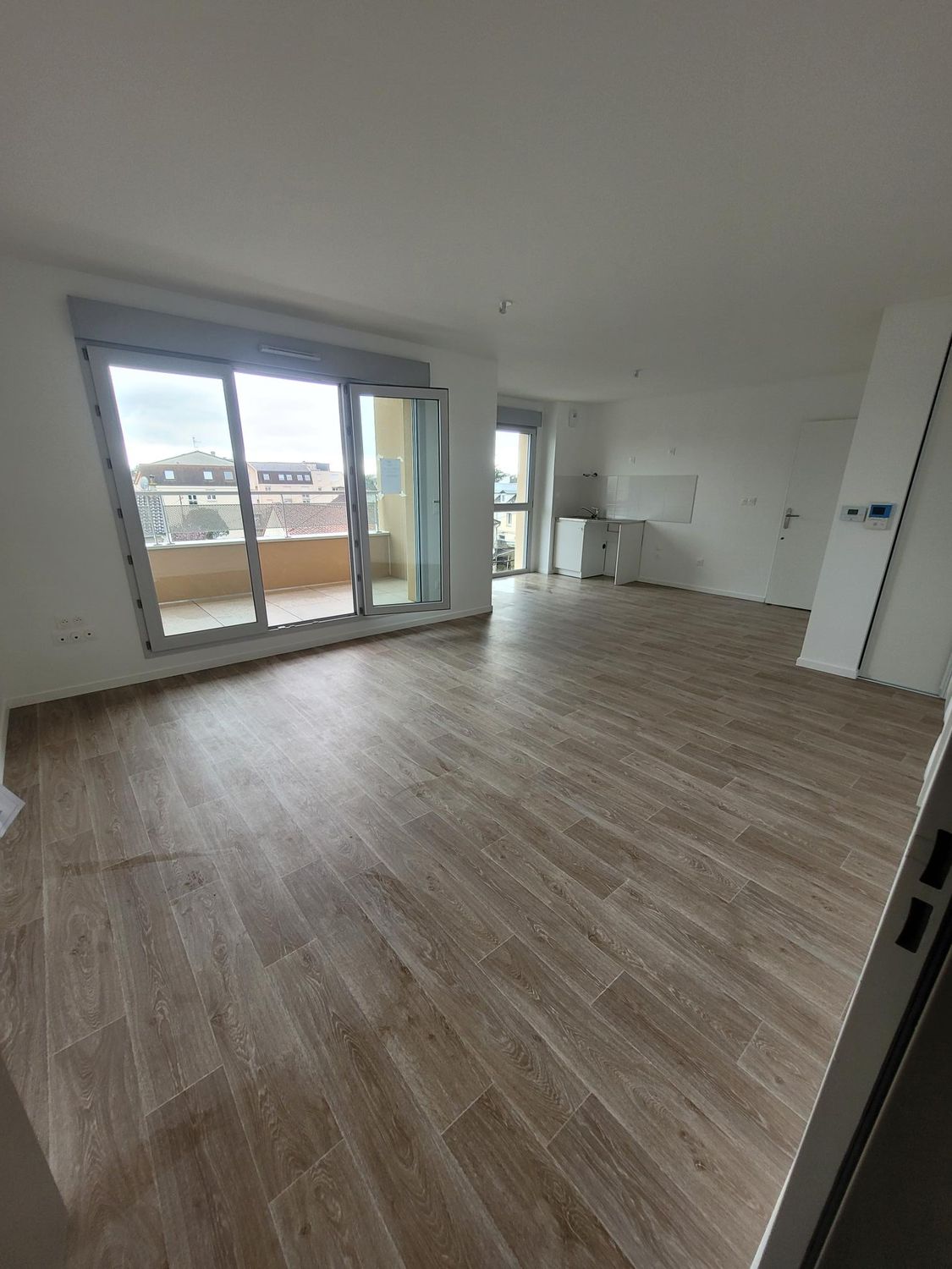 Pièce d'appartement après des travaux de rénovation
