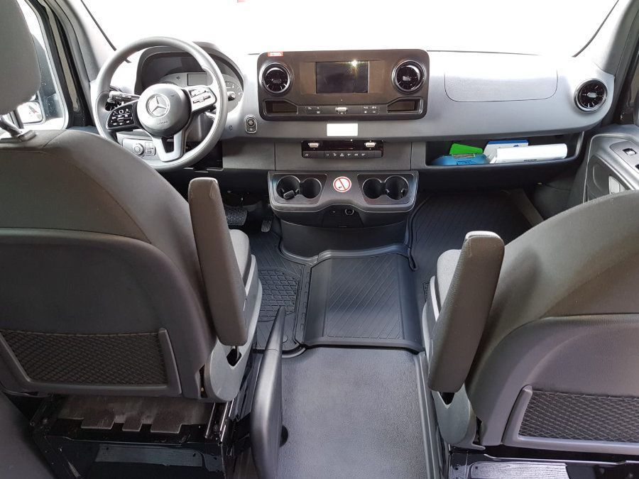 Mercedes-Benz 9-Sitzer Bus Innenausstattung