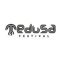 Logotipo del Festival Medusa en letra negra estilizada. El texto 