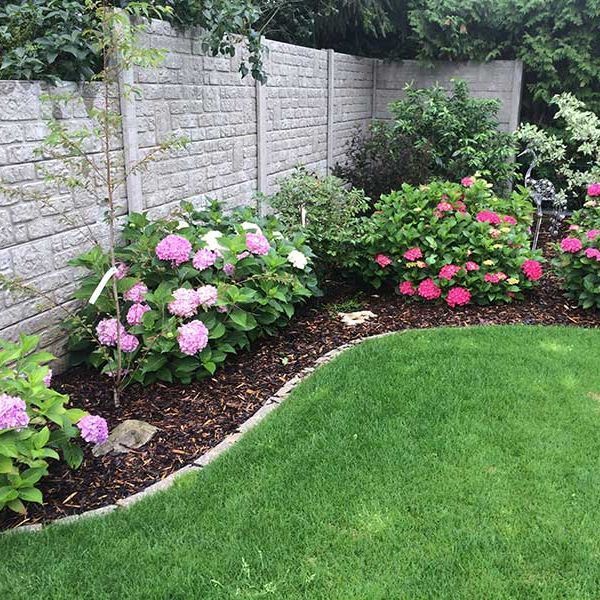 Zaun und Holzarbeiten