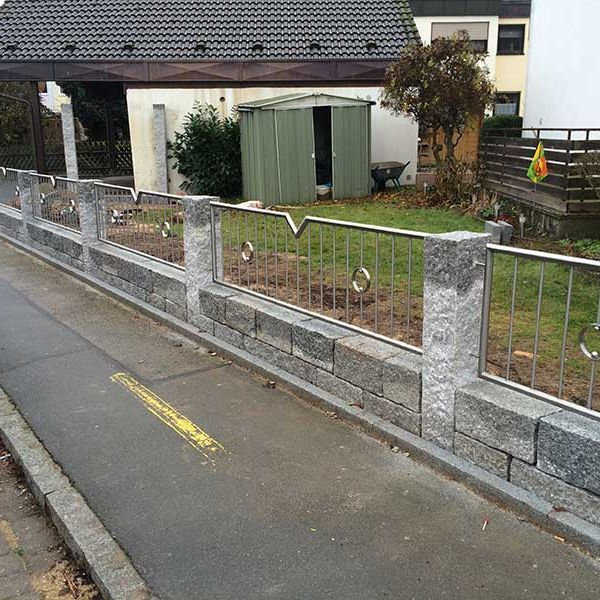 Zaun und Holzarbeiten