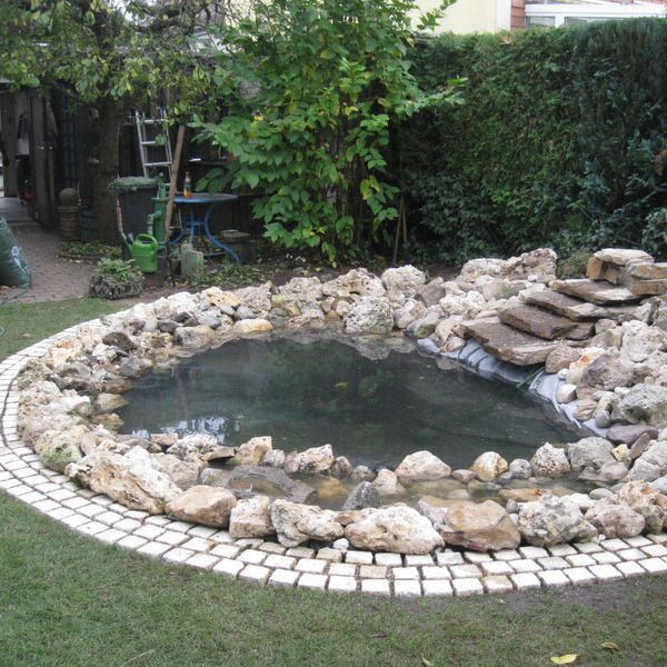 Teich und Quellanlagen