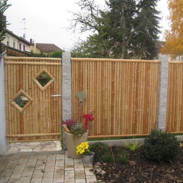 Zaun und Holzarbeiten