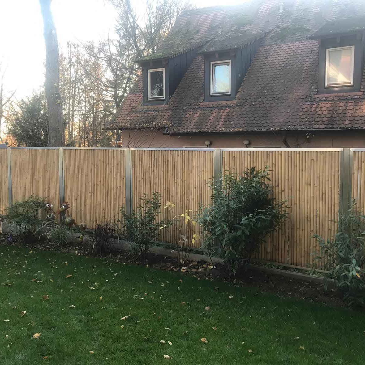 Zaun und Holzarbeiten