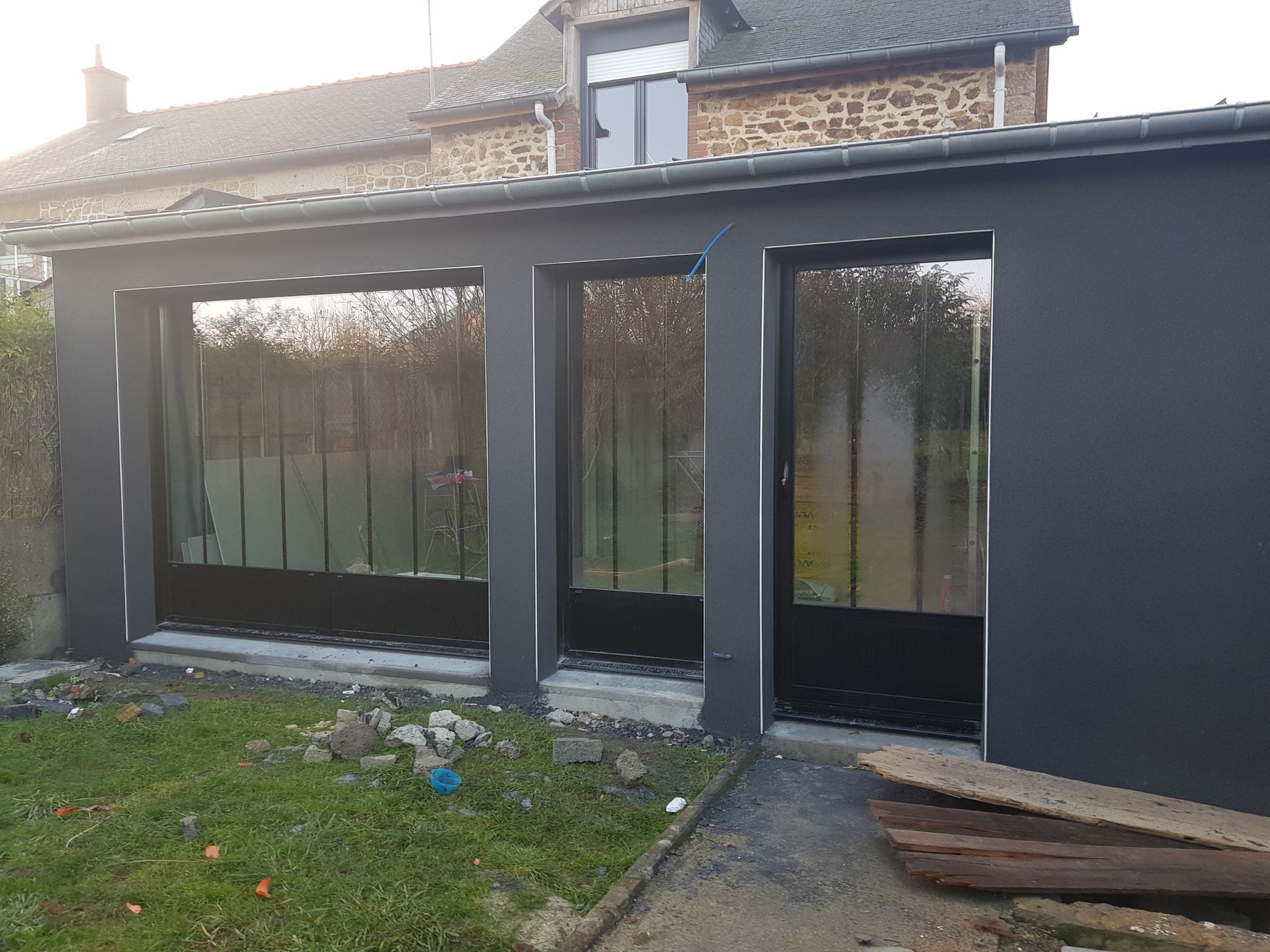 Travaux d'extension de maison en cours