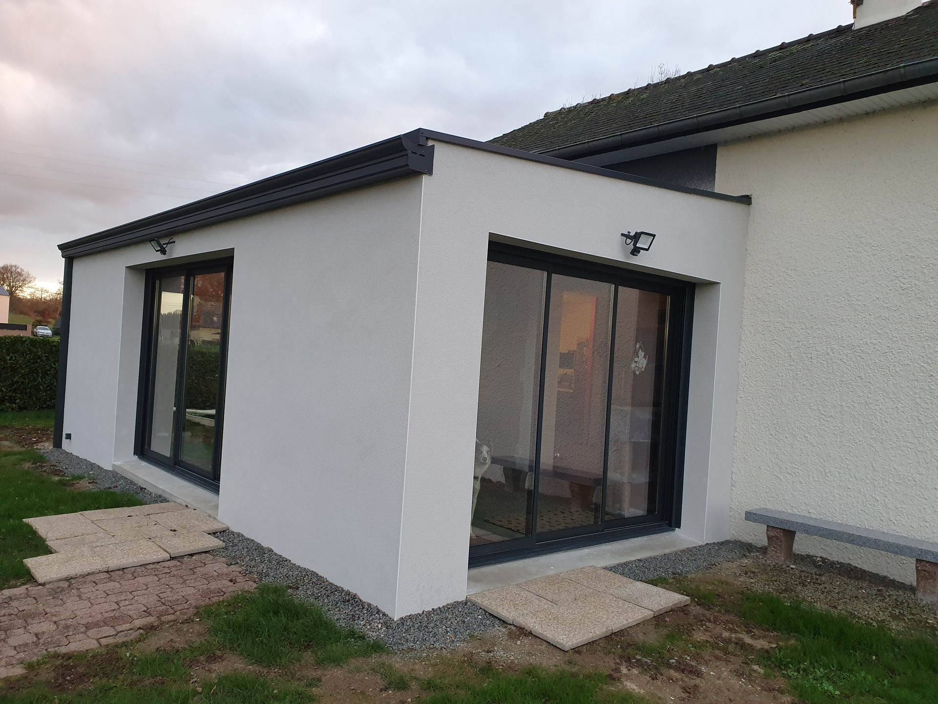 Extension d'une maison en véranda maçonnée