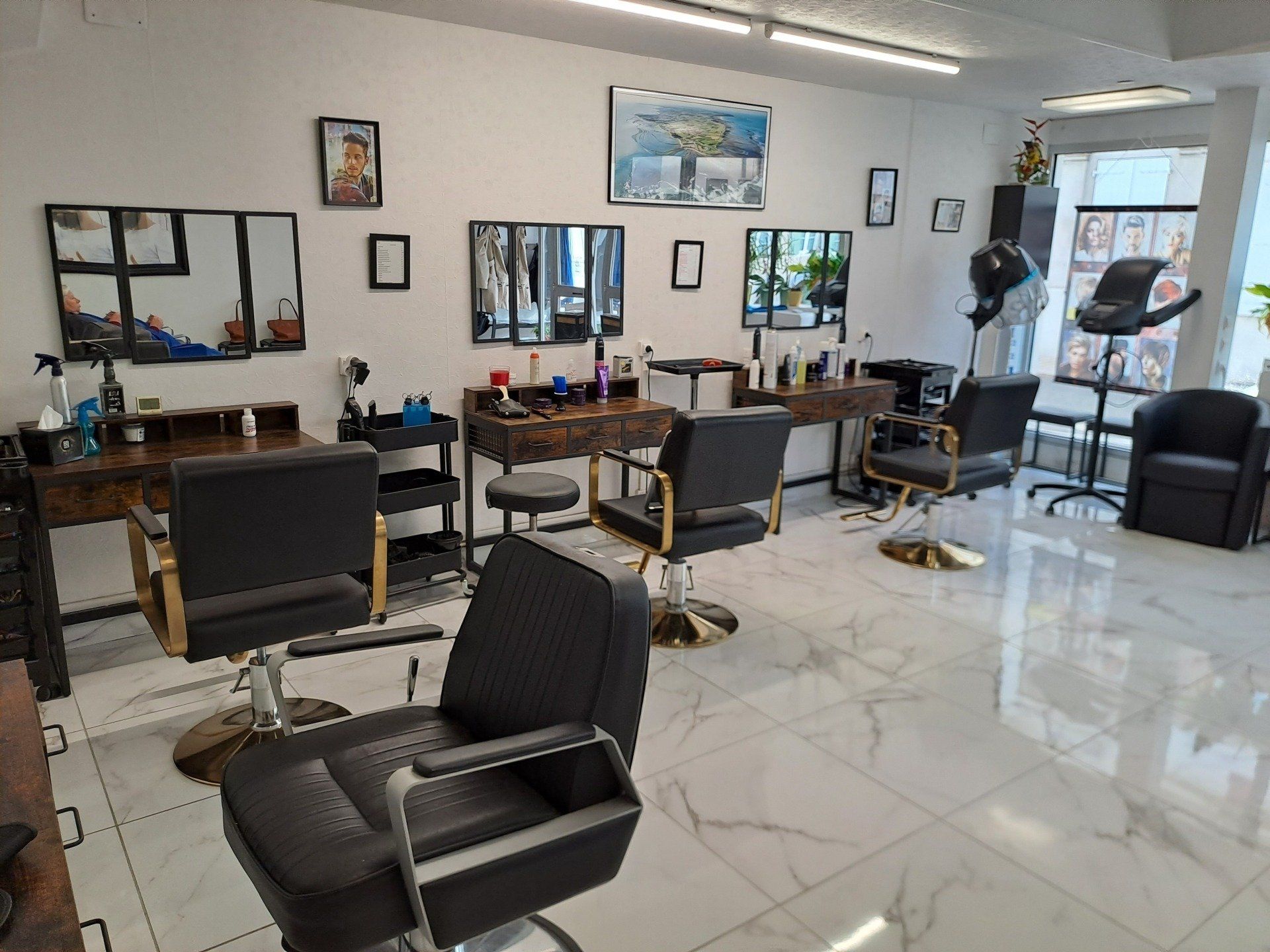 Salon de coiffure mixte