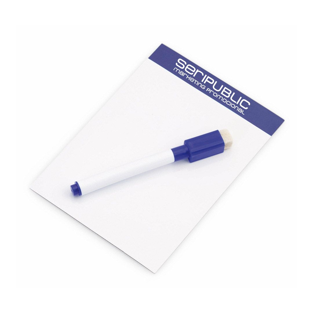 Pizarra blanca de borrado en seco con borde azul y marcador; utilizada para escribir.