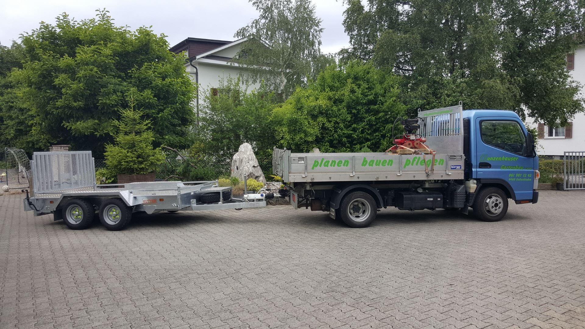 Anhängerzug Gunzenhauser Gartenbau GmbH Gelterkinden