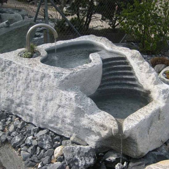 31 - Allenspach Natursteinbrunnen GmbH in Gähwil - Natursteine