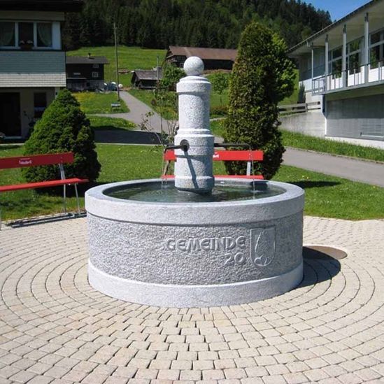 13 - Allenspach Natursteinbrunnen GmbH in Gähwil - Klassische Brunnen
