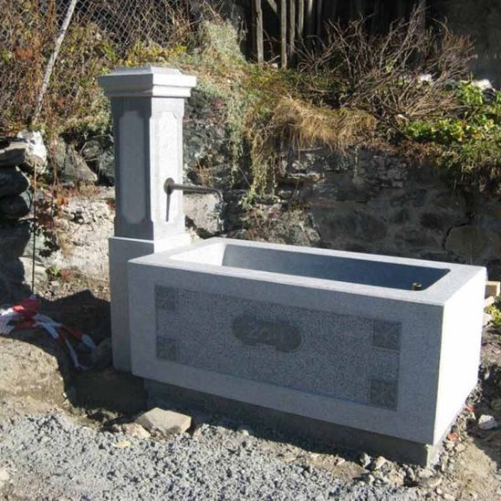 14 - Allenspach Natursteinbrunnen GmbH in Gähwil - Klassische Brunnen