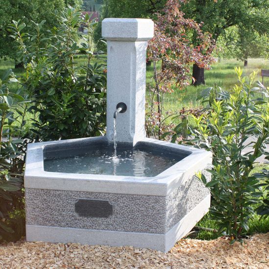 Allenspach Natursteinbrunnen GmbH in Gähwil - Klassische Brunnen