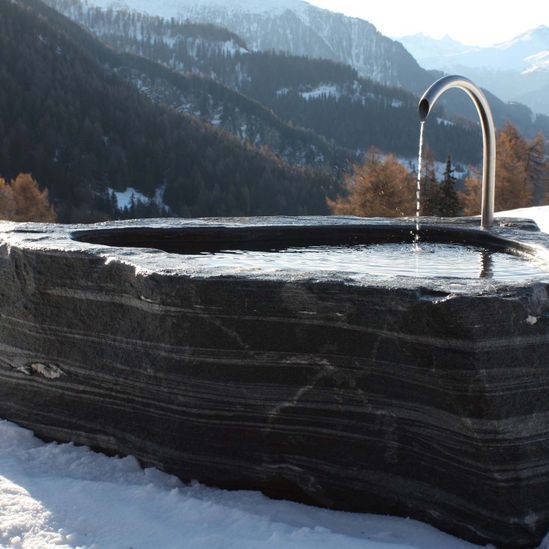 48 - Allenspach Natursteinbrunnen GmbH in Gähwil - Natursteine