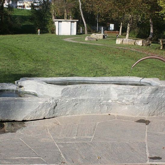 35 - Allenspach Natursteinbrunnen GmbH in Gähwil - Natursteine