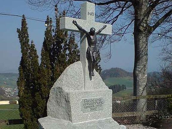 Wegkreuz - Allenspach Natursteinbrunnen GmbH