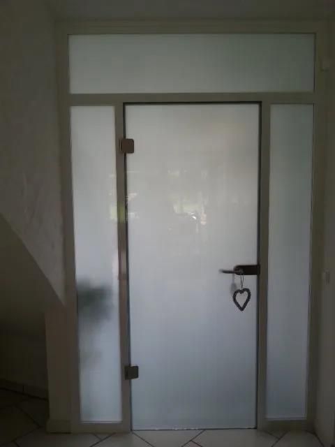 Schiebe- und Pendeltüren aus Glas