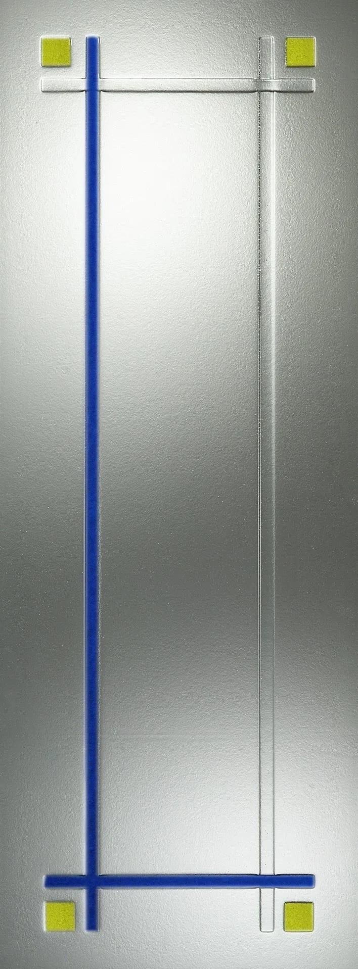 Ein blau-weißes geometrisches Design auf einer Metalloberfläche