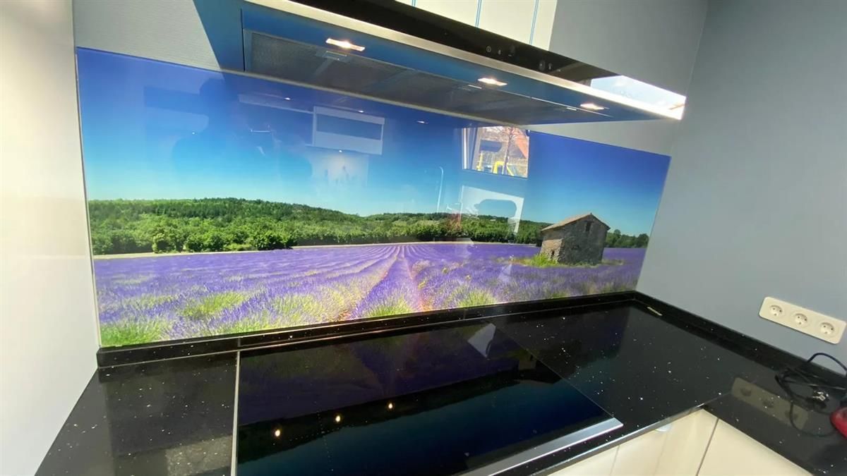 Küchenrückwände aus Glas